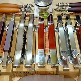 Handle Pintu Minimalis Model Kotak Chrome 33 cm Gagang Handle Pintu Minimalis Model Kotak Chrome 33 cm Gagang