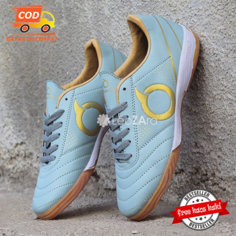 Sepatu Futsal Pria Olahraga Outdoor Terbaru Sport Ourtuseight Catalyst Free Kaos Kaki