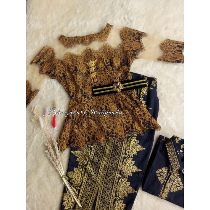 SATU SET KEBAYA COUPLE KEBAYA BRUKAT KEMEJA BATIK COUPLE BATIK