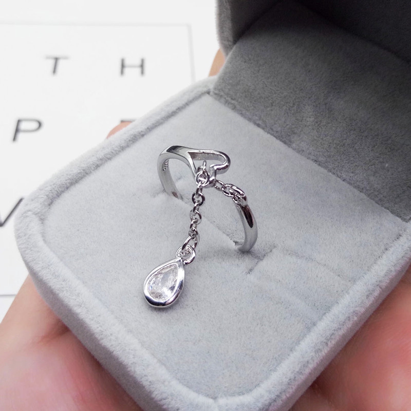 Cincin Open Ring Adjustable Desain Tetesan Air Hollow Hias Kristal / Berlian Imitasi untuk Wanita