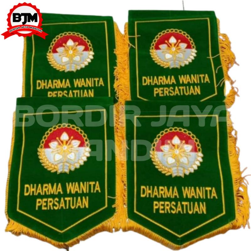 Vandel meja Dharma wanita Persatuan satu set tiang