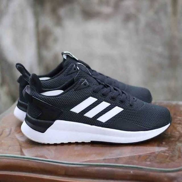 Adidas Questar Ride