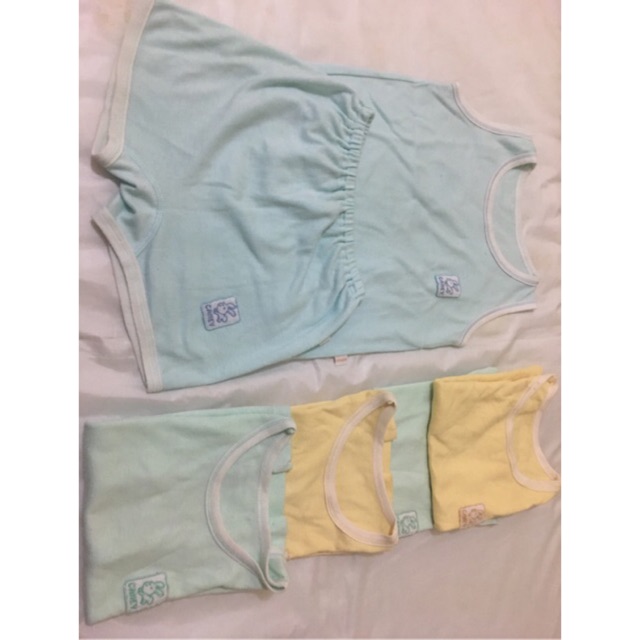Baju caney / 5 setelan bayi / baju dan celana preloved