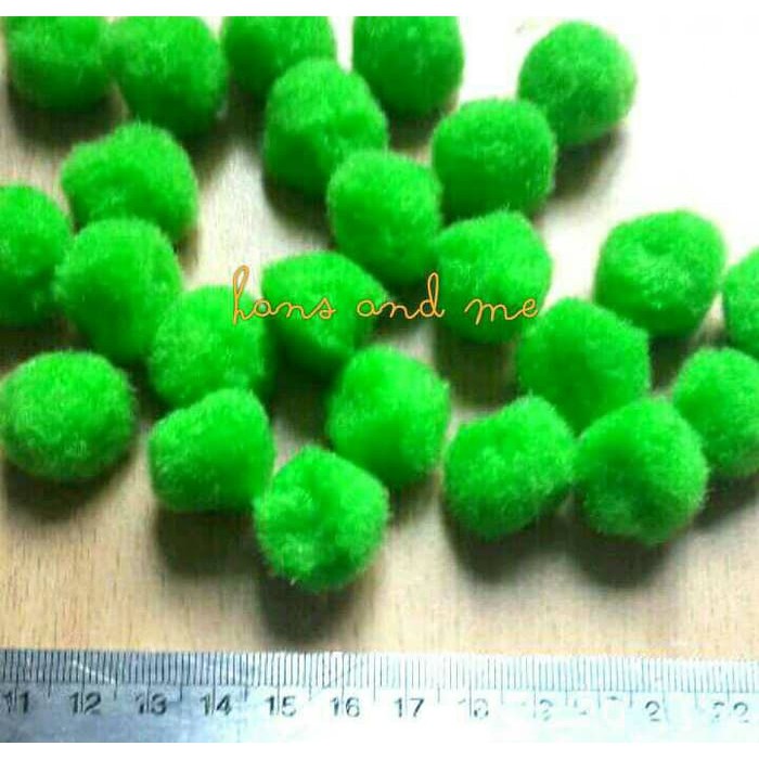

Original Pompom Pom pom Hijau Muda Prakarya Diskon