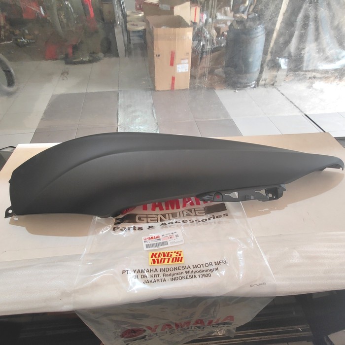 COVER BODY LEXI HITAM DOFF KIRI (B3F-P5) ASLI YAMAHA