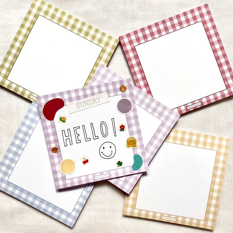 

GRID PATTERN MINI NOTEPAD