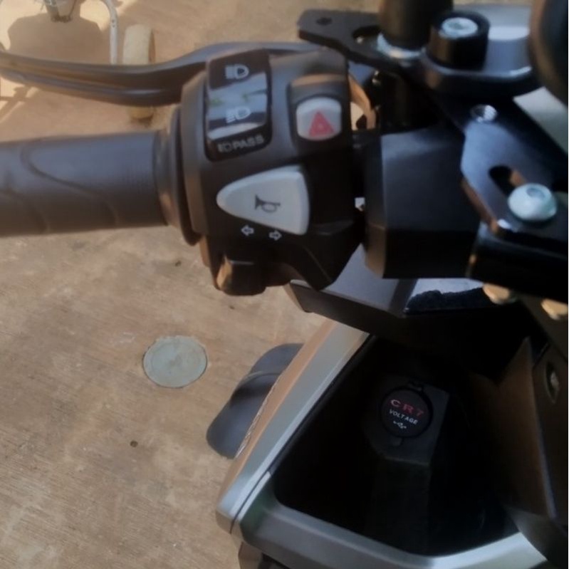 saklar kiri hazard vario 125 new 2023