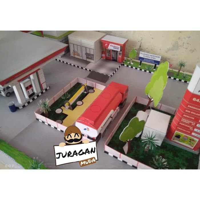 DIY Miniatur Papercraft SPBU Pertamina Plus Minimarket dan Kantor