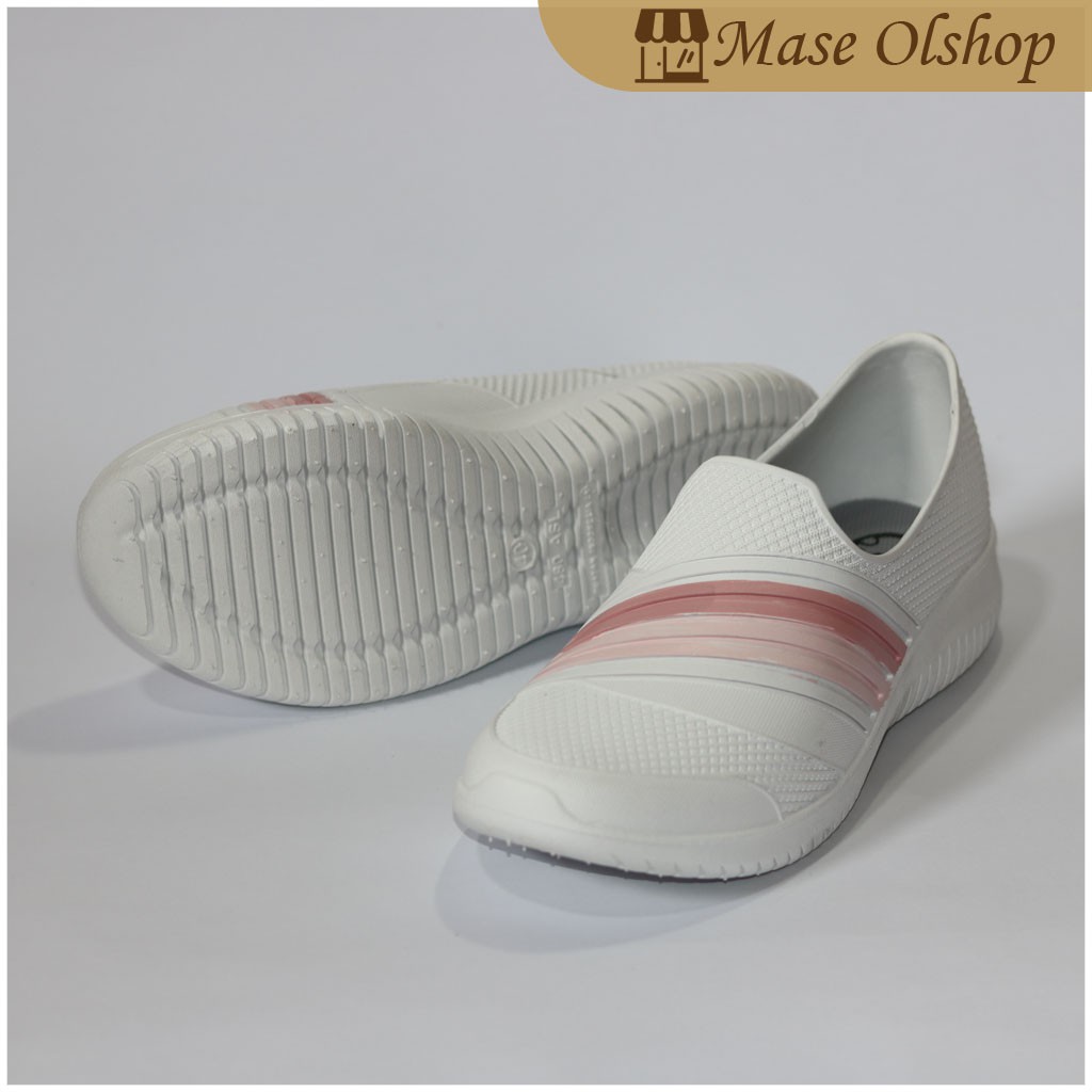 Sepatu Slip On Wanita Bahan Karet ATT SWP 480