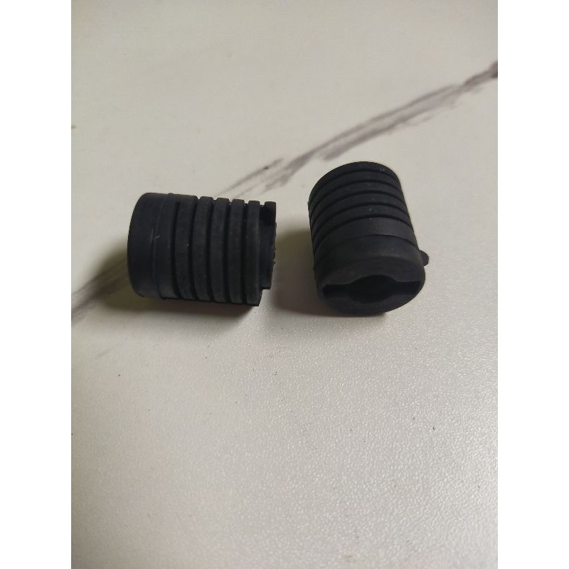 KARET KAP MESIN AVANZA DEPAN