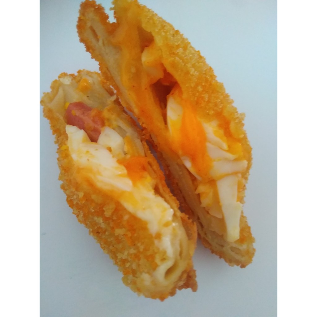 

Risoles Smoked Beef Telur Keju Mayonaise