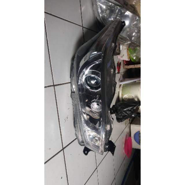 Haed lamp all new Yaris 2016 kanan