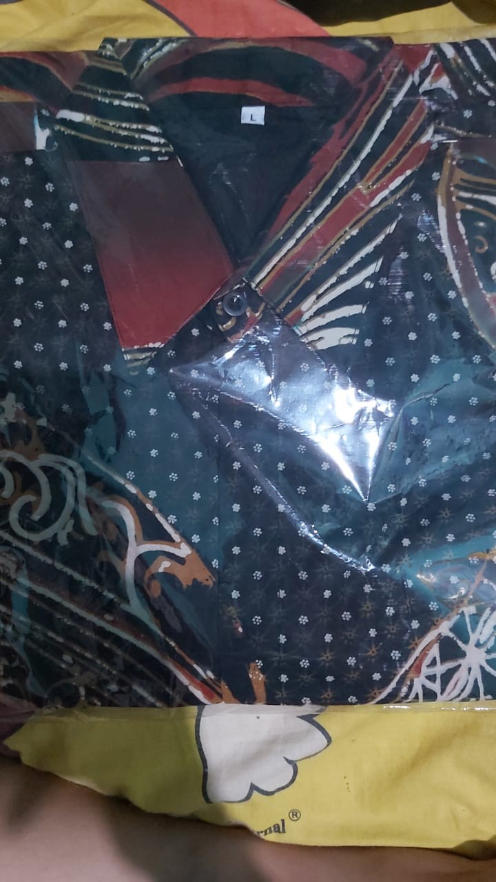 Daniswara 2 Kemeja Batik Lengan Pendek Bahan Katun Sragenan Full Furing