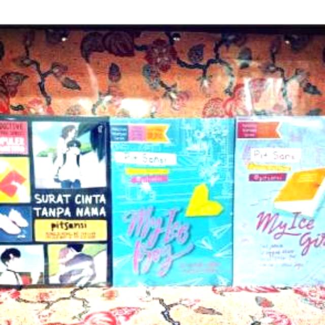 1 PAKET  3 NOVEL BEST SELLER WATTPAD PIT SANSI-1