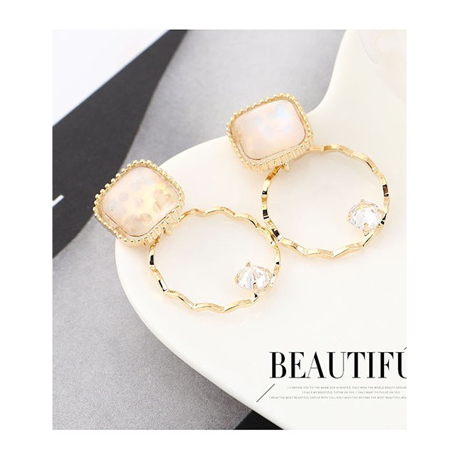 LRC Anting Tusuk Fashion Gold Plated Gold Circle Cutout S925 Silver Needle Earrings Y62825