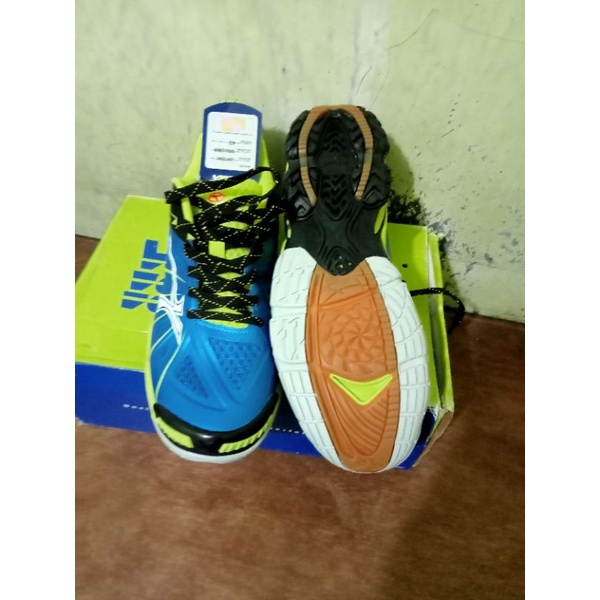sepatu volly MITZUDA original size 43