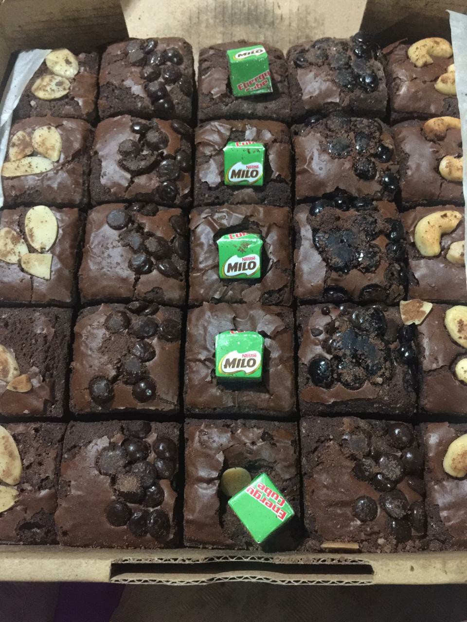 Loyang Skat Brownis Uk.20x20x4