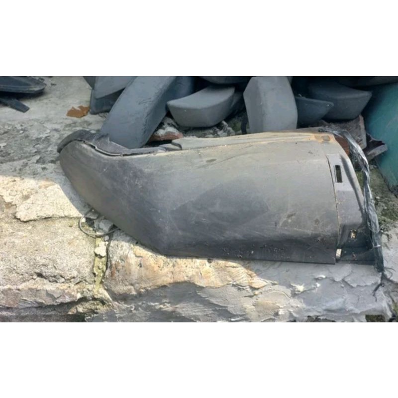 Moulding Bemper Belakang Honda CRV.