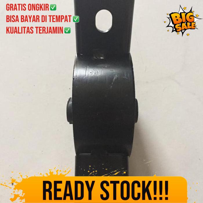 Engine Mounting Mobil Suzuki Esteem Tengah