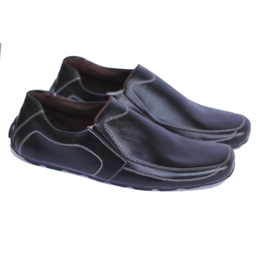 sepatu casual kantor pria