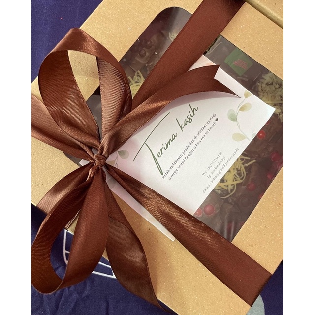 

fudgy brownies by sekotak.catering