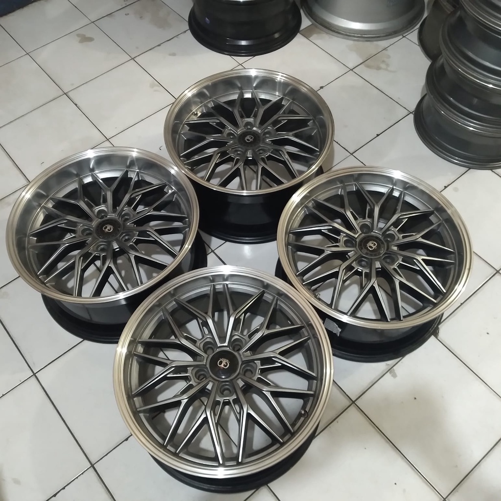 velg mobil bekas ring 18 pcd 5x114 model akar lebar cocok di brv crv mazda serena avp luxry inova
