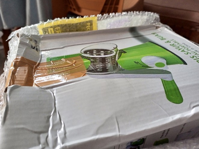 Shenar Alat Pengiris Bumbu Sayur & Buah Penggiling Manual (multi Shreder) Alat Dapur Praktis 3warna