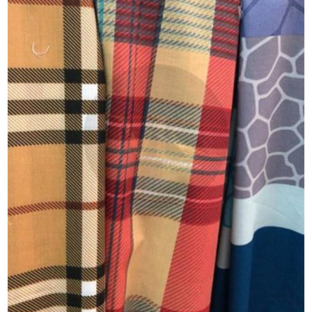 KATUN KOTAK BURBERRY BIRU JERAPAH