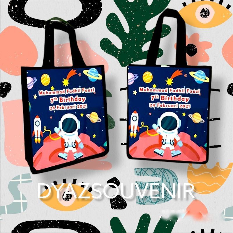 

tas mika astronot tas goodie bag mika tas souvernir hampers