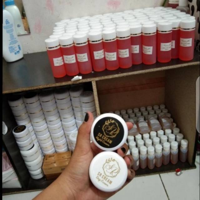 Cream SR glowing