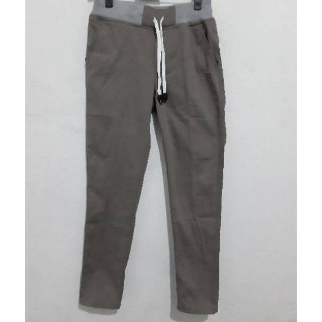 CELANA CHINO ANAK TANGGUNG. PINGGANG KARET SIZE 24 25 26