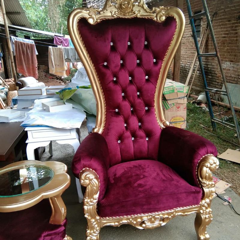 kursi syahrini/kursi sofa syahrini.