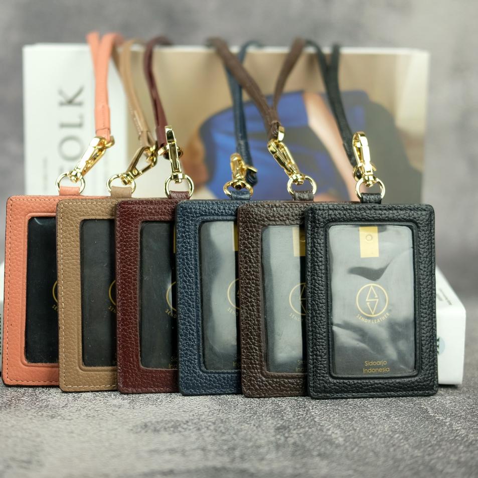 

NHR Sendy Leather VALENCIA Lanyard Name Tag Id Card Kulit Sapi Asli✧ (Penjualan terlaris)