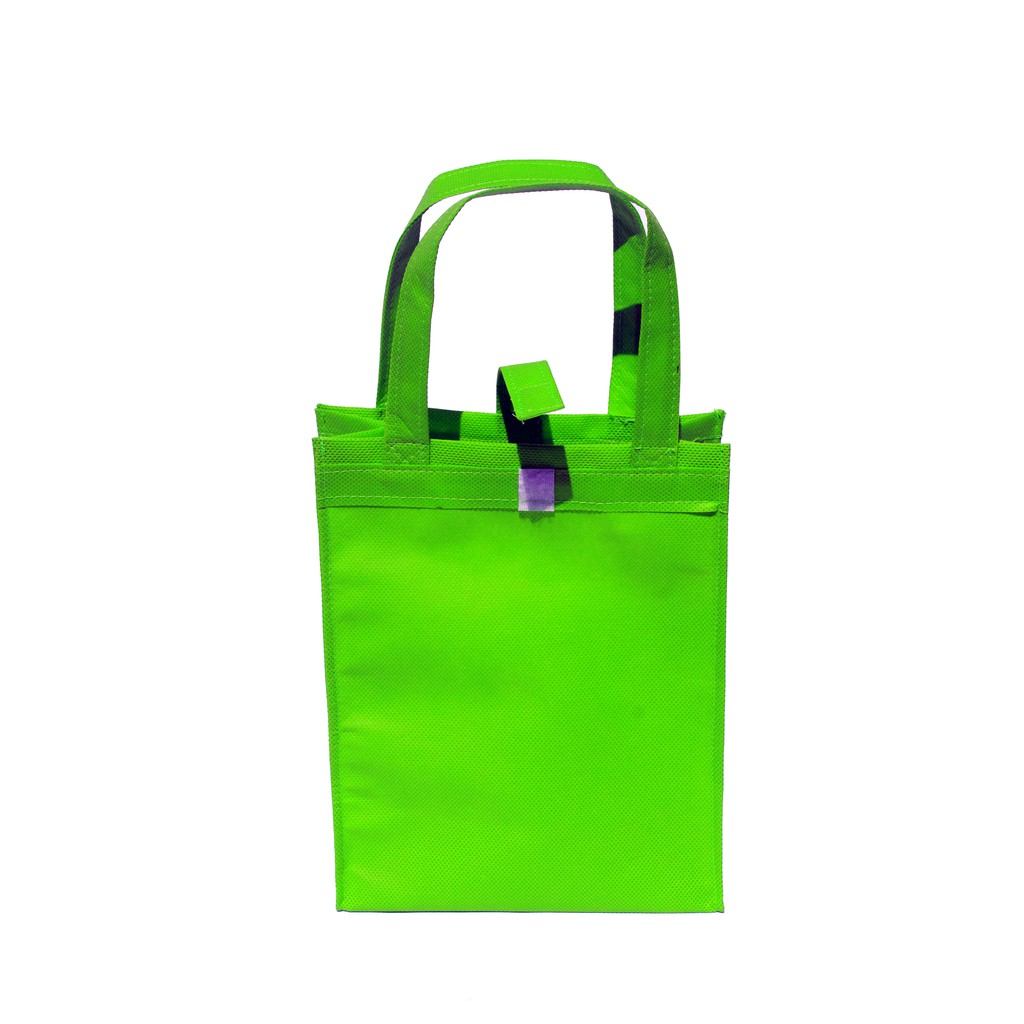 

Jual Tas Spunbond Ukuran 18x8x22 & Custom