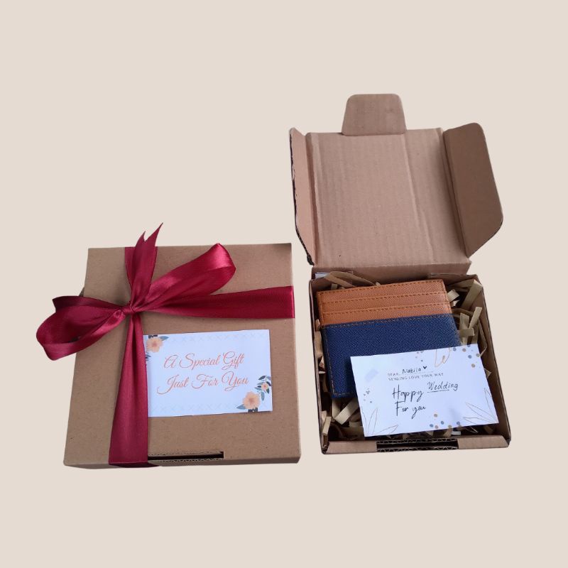 

Custom Gift (Tambahan Paket Khusus Kado)