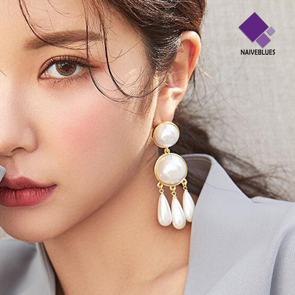 Anting Stud Bentuk Water Drop Aksen Mutiara Imitasi Gaya Vintage Untuk Wanita