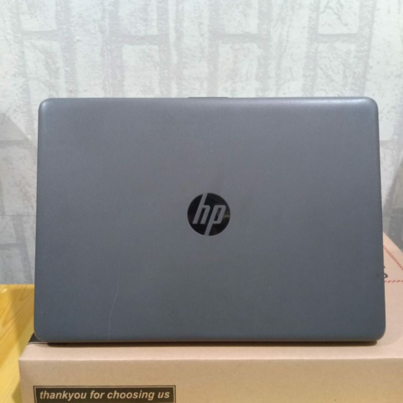 Laptop HP 240 G7 Cor i5-7200U Gen 7 Ram 4GB HDD 1TB Vga HD Graphic 620 Windos 10 Body bezeles Mulus super slim