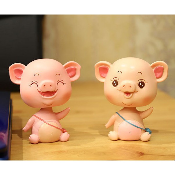 Pajangan Dashboard Mobil PINKY BABY PIG Babi Piggy Plastik Karet Goyang Kepala Shacking Head