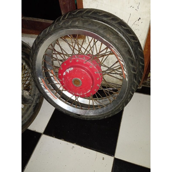 velg Suzuki skydrive original