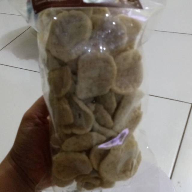 

Kerupuk jengkol