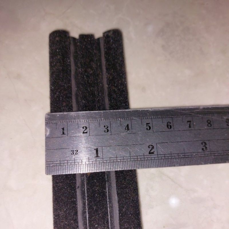 Karet Kaca Pintu Run Chanel atau Karet Kaca Naik Turun LEBAR 4CM (HARGA PER METER)