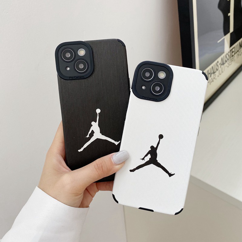 Soft Case Motif Jordan Hitam Putih Untuk iPhone 7 8 Plus X XR SE 2020 XS Max 11 13 Pro Max