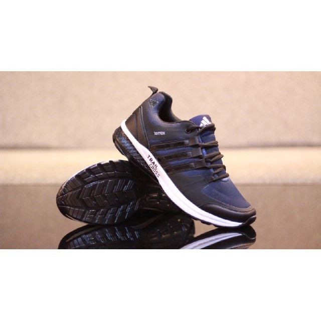 SEPATU SPORT ADIDAS TERREX CASUAL SNEAKERS PRIA