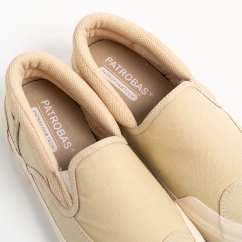 Patrobas Cloud Slip On Beige