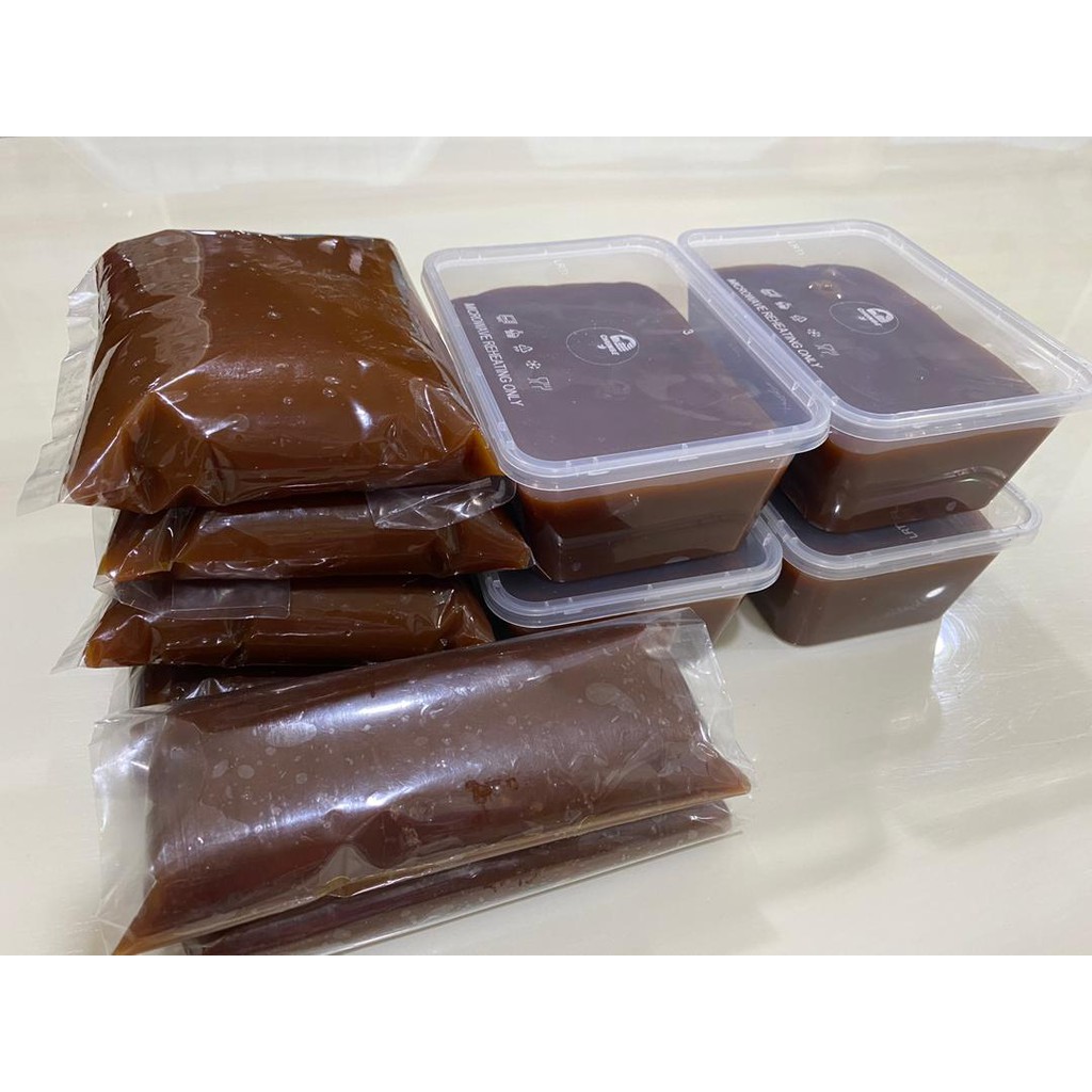 terlaris dan teremuraDodol/Jenang legit Original Ketan item Asli 500 gram ( 1/2 kilo ) Mika Higienis