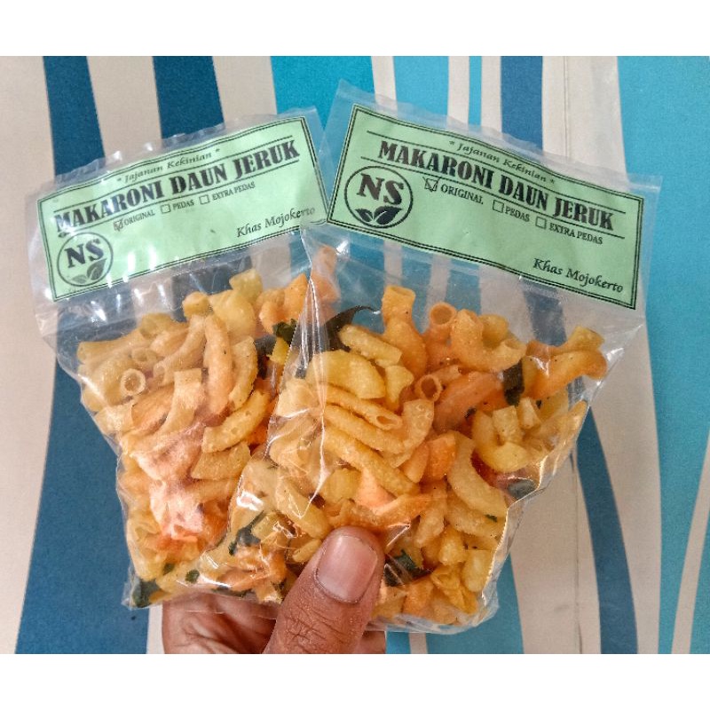 

Makaroni DAUN JERUK renyah