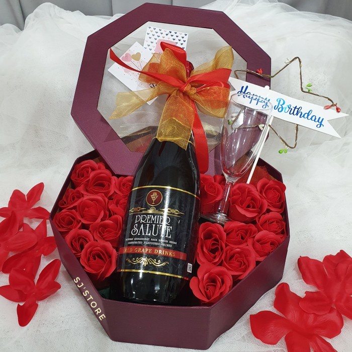 

Buket bunga sabun hadiah ulang tahun anniversary wisuda dan valentine