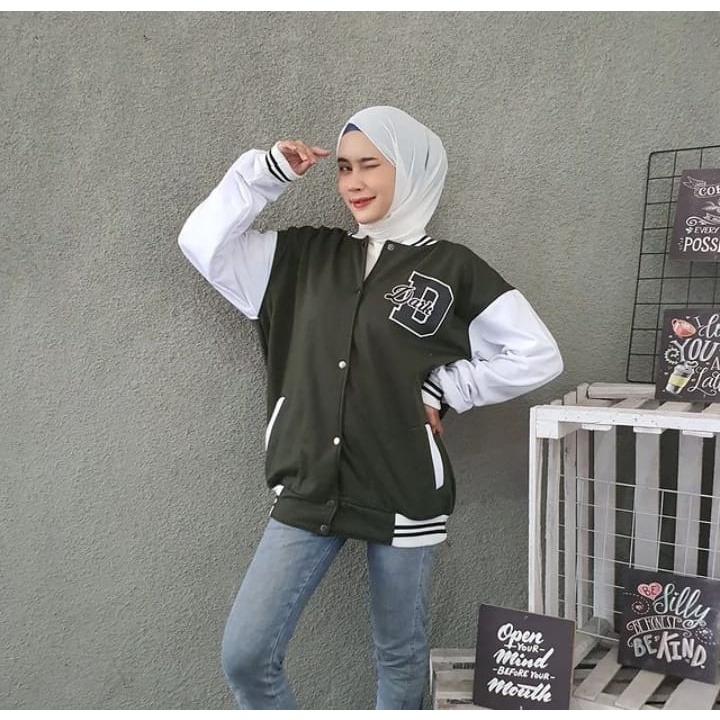 Sweater Wanita Grosir Berkualitas - D baseball