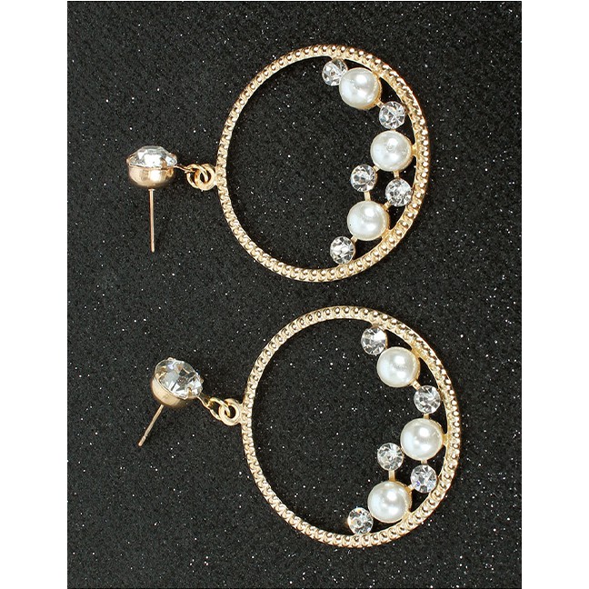 LRC Anting Tusuk Fashion Golden Alloy Round Diamond Earrings K44368