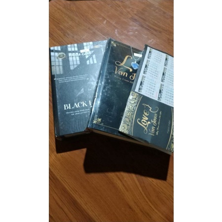 black house by Patrick Kellan